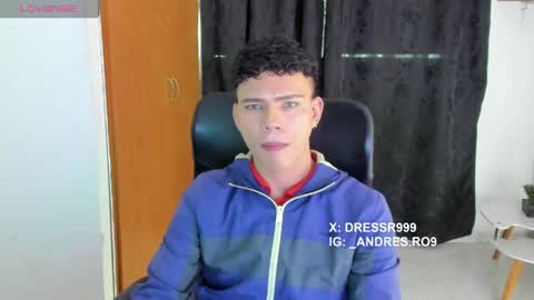 Snapshot of sebascuterouss chatting on April 22, 1:23 pm sebas 3 online show from April 22, 1:23 pm