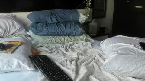 Snapshot of sebastiam_blake chatting on May 13, 9:00 pm sebastiam_blake online show from May 13, 9:00 pm