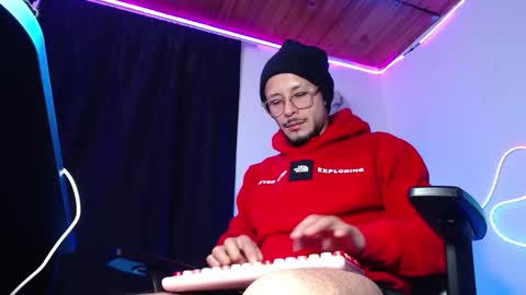 Sebastian online show from February 19, 4:41 am