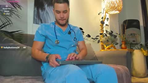 Snapshot of sebastian_foxxxx chatting on February 12, 7:03 am Sebastian foxxxx online show from February 12, 7:03 am