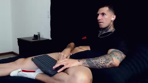 Snapshot of sebastian_muss chatting on October 7, 3:31 pm Sebastian online show from October 7, 3:31 pm