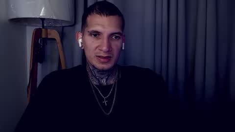 Snapshot of sebastian_muss chatting on October 11, 1:53 pm Sebastian online show from October 11, 1:53 pm