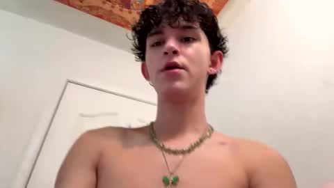 Snapshot of sebastianerosxxx chatting on February 27, 10:42 pm SebastianErosX online show from February 27, 10:42 pm