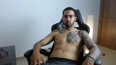 Snapshot of sebastiano_97 chatting on April 9, 12:32 am Sebastiano online show from April 9, 12:32 am