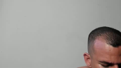 Snapshot of sebastianp13 chatting on December 2, 6:30 am sebatian palacios online show from December 2, 6:30 am