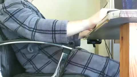 sebastianspalding450 online show from April 18, 9:02 am