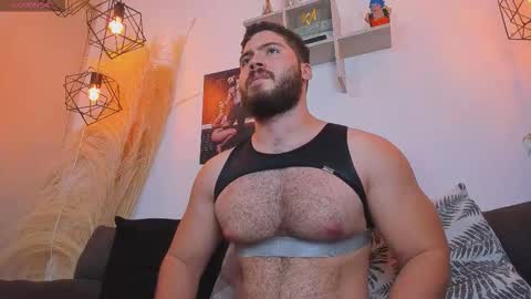 Instagram jeanpaulfit  online show from March 16, 10:25 pm