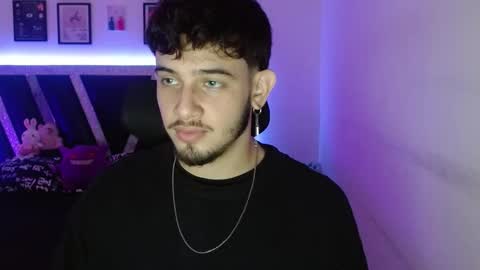 Snapshot of sebasxxl12 chatting on October 13, 4:07 pm Sebas online show from October 13, 4:07 pm