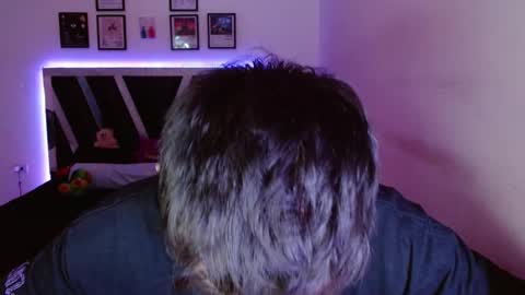 Snapshot of sebasxxl12 chatting on January 7, 10:01 pm Sebas online show from January 7, 10:01 pm