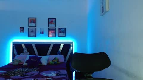 Snapshot of sebasxxl12 chatting on February 27, 12:05 pm Sebas online show from February 27, 12:05 pm