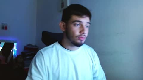 Snapshot of sebasxxl12 chatting on April 23, 9:39 pm Sebas online show from April 23, 9:39 pm
