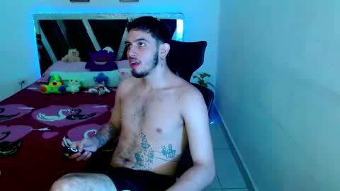 Snapshot of sebasxxl12 chatting on June 3, 10:40 am Sebas online show from June 3, 10:40 am