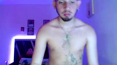 Snapshot of sebasxxl12 chatting on June 9, 11:38 pm Sebas online show from June 9, 11:38 pm
