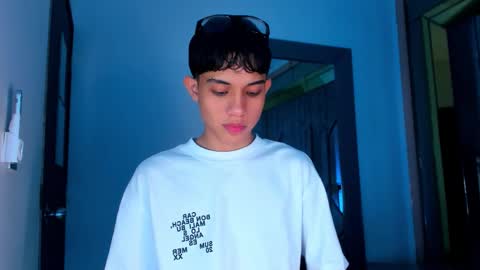 Sebastian online show from February 14, 8:27 pm