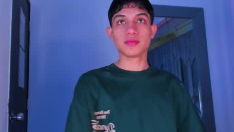 Sebastian online show from March 18, 8:34 pm