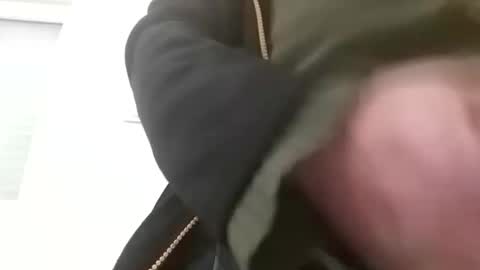 Snapshot of sebtin1979 chatting on February 25, 2:43 am sebtin1979 online show from February 25, 2:43 am