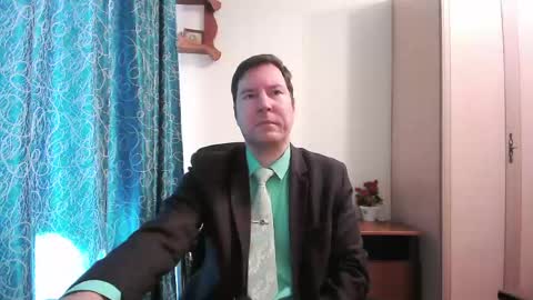 Snapshot of secret_lover_xxx chatting on April 15, 6:53 am Secret lover XXX online show from April 15, 6:53 am