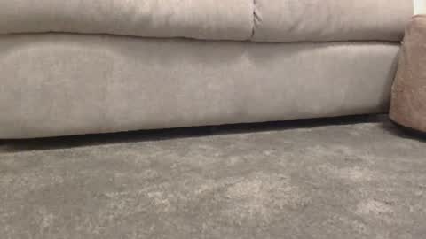 Secret Shoes online show from February 13, 9:33 pm