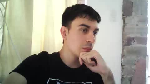 Snapshot of secretstream chatting on March 14, 4:34 pm secretstream online show from March 14, 4:34 pm