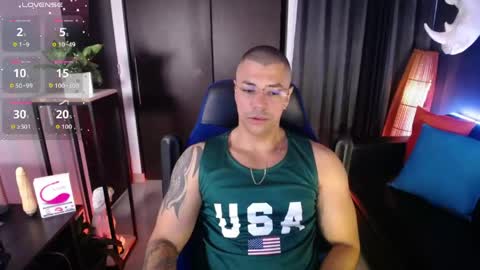 Snapshot of seddy_ chatting on April 19, 11:31 am sed online show from April 19, 11:31 am