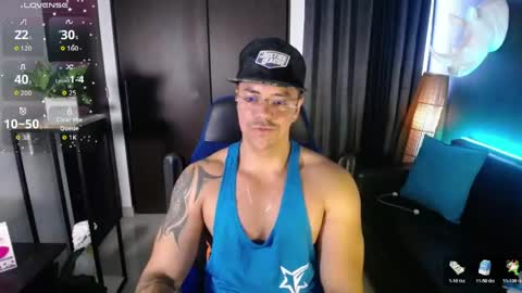 Snapshot of seddy_ chatting on May 12, 11:18 am sed online show from May 12, 11:18 am