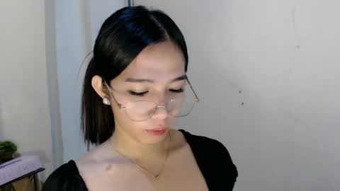 Snapshot of seductive_abia chatting on June 24, 8:30 pm JUST CALL ME ABIA online show from June 24, 8:30 pm