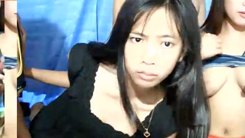 Snapshot of seductive_lyca18 chatting on April 30, 8:42 am Lyca online show from April 30, 8:42 am