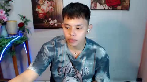 Snapshot of seductive_maxxx chatting on July 6, 6:10 am Max online show from July 6, 6:10 am