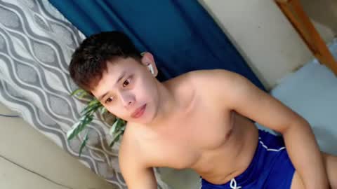 Snapshot of seductive_maxxx chatting on July 19, 5:38 pm Max online show from July 19, 5:38 pm