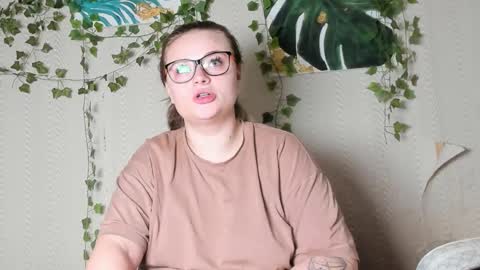 seductive_she_wolf online show from October 6, 4:59 pm