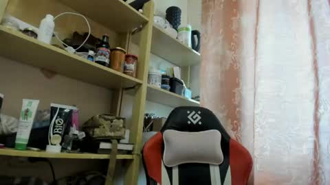 Snapshot of seductive_she_wolf chatting on May 16, 7:27 am seductive_she_wolf online show from May 16, 7:27 am