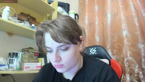 Snapshot of seductive_she_wolf chatting on May 31, 11:17 pm seductive_she_wolf online show from May 31, 11:17 pm