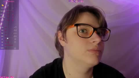 Snapshot of seductive_she_wolf chatting on June 3, 3:28 pm seductive_she_wolf online show from June 3, 3:28 pm