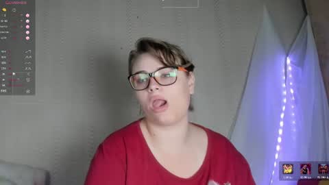 Snapshot of seductive_she_wolf chatting on July 21, 1:13 pm seductive_she_wolf online show from July 21, 1:13 pm