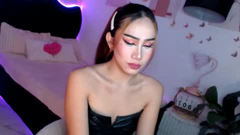 Vanessa online show from April 6, 3:57 pm