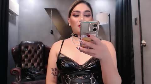 Snapshot of seductivechealsy chatting on February 13, 6:59 pm YOUR LOVES CHEALSY online show from February 13, 6:59 pm