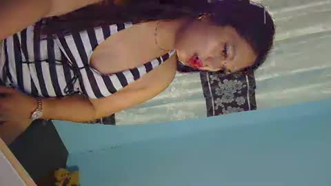 Snapshot of seductivecock69_cassie chatting on February 16, 12:21 pm seductivecock69_cassie online show from February 16, 12:21 pm