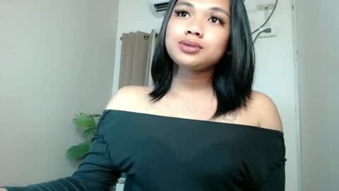 Snapshot of seductivedeluxe69 chatting on July 14, 10:21 am Deluxe online show from July 14, 10:21 am