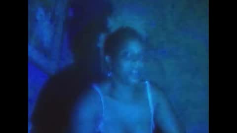 Snapshot of seductressgem chatting on April 19, 6:35 am SeductressGem online show from April 19, 6:35 am
