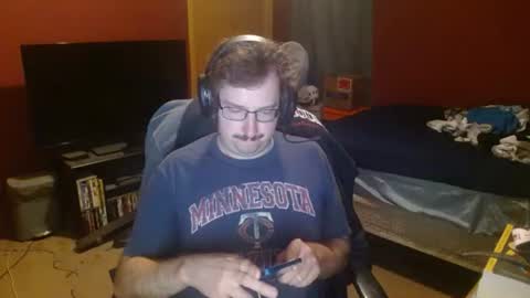 Snapshot of seek_1g chatting on May 25, 1:22 am seek_1g online show from May 25, 1:22 am