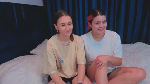 Snapshot of seemaslough chatting on November 12, 4:07 pm Melborn online show from November 12, 4:07 pm