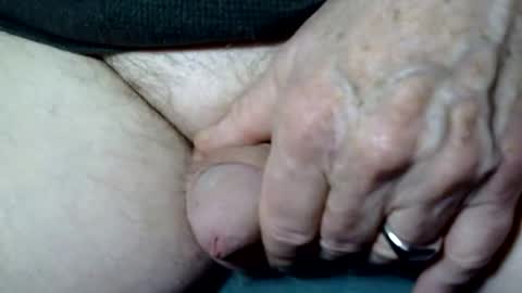 Snapshot of seeus24 chatting on February 28, 5:04 am seeus24 online show from February 28, 5:04 am