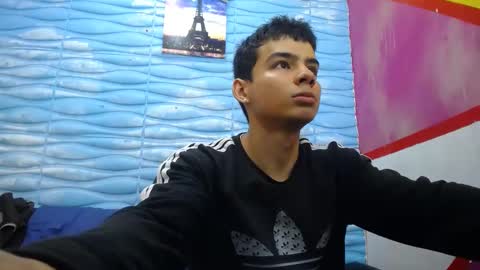 Snapshot of seigfried0 chatting on March 9, 7:05 pm Seigfried online show from March 9, 7:05 pm