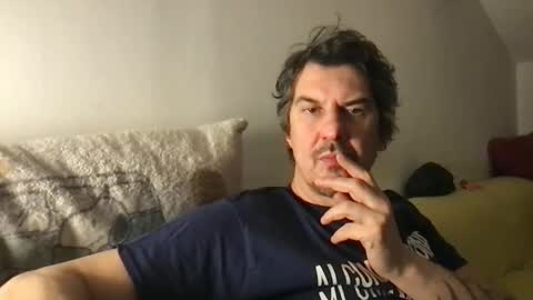 Grade2 online show from March 19, 11:09 pm