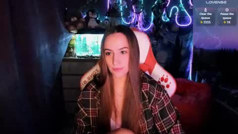 Snapshot of selby_paine chatting on July 24, 7:01 pm Selby online show from July 24, 7:01 pm