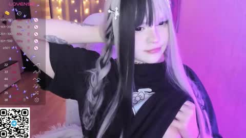 Selena  online show from February 7, 4:38 am