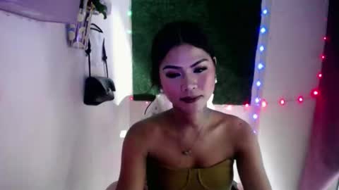 Snapshot of selena_fox2000 chatting on April 22, 5:36 pm selena_fox2000 online show from April 22, 5:36 pm
