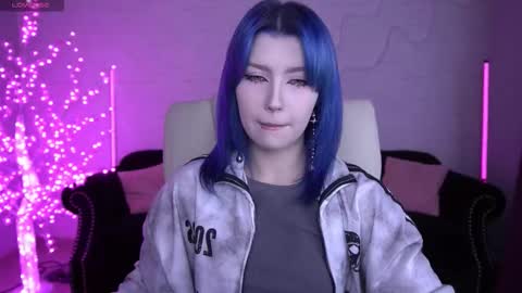 selenairis online show from February 27, 9:37 pm