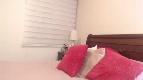 Snapshot of selenamilf chatting on February 5, 2:38 am Selena online show from February 5, 2:38 am