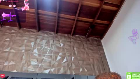 Snapshot of selene__lopez_ chatting on April 21, 1:42 am selene__lopez_ online show from April 21, 1:42 am
